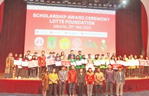롯데장학재단, 인도네시아 10개 대학에 장학금