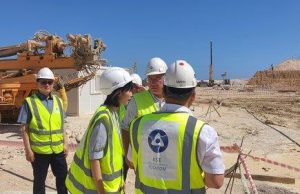 해외 공관에 ‘원전 수출 영업사원’ 전진배치한다