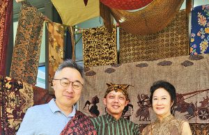 한인니문화연구원, 부산서 바틱 토크쇼 진행