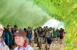 영국.미국 철수에 스카우트연맹도 잼버리 중단 권고… 최후 결정은 오후
