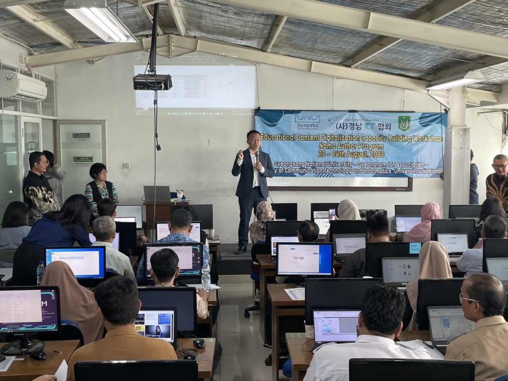 김관영 경남국제개발협력센터장는 8월 22일부터 25일까지 인도네시아 아시아사이버대학교(UNSIA)와 UNAS대학교에서 ‘교육콘텐츠 디지털 전환 역량강화 프로그램’을 강의하고 있다. 