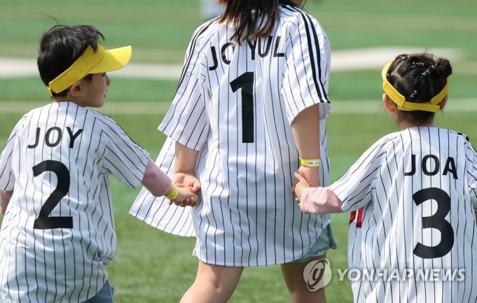 “2명도 다둥이”…한국정부 다자녀혜택 기준 3자녀→2자녀로 낮춘다
