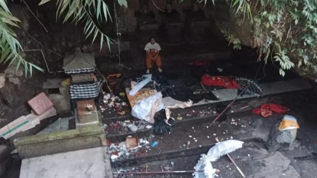 지난 8월 8일 현지 언론이 보도한 40대 한국 여성 관광객 A씨가 고아 라자(Goa Raja) 사원 제물을 버리고 파손한 사진. 한인포스트