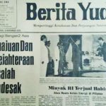 ▲ 인도네시아 버리타 유다(Berita Yudha)는 1973년 9월 주인도네시아 김좌겸 초대 한국 대사가 수하르토 대통령에게 신임장을 제정하고 있다고 보도하고 있다.