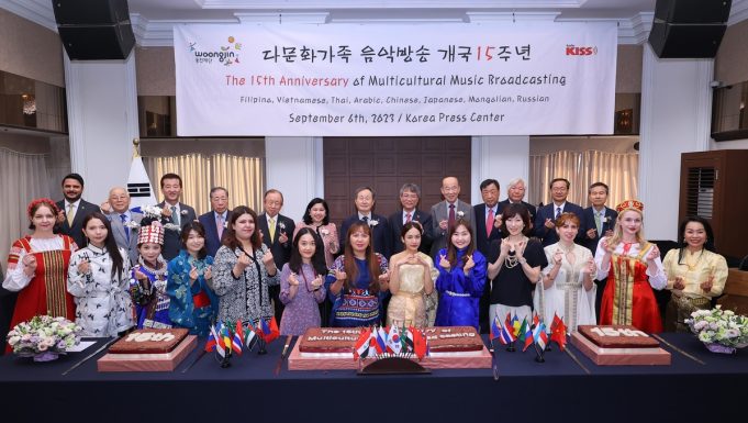 다인종·다언어로 꾸민 다문화가족 음악방송 15주년