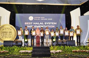 코스맥스 인도네시아, 할랄 어워드 화장품 부문 최우수상 수상