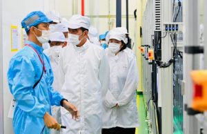 조코위 대통령, 현대차·LG엔솔 배터리공장 찾아… 한국공장 순회