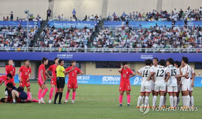 ‘북한’ 표현에 반발하던 北, 남북축구 보도에서 한국을 ‘괴뢰’ 표기