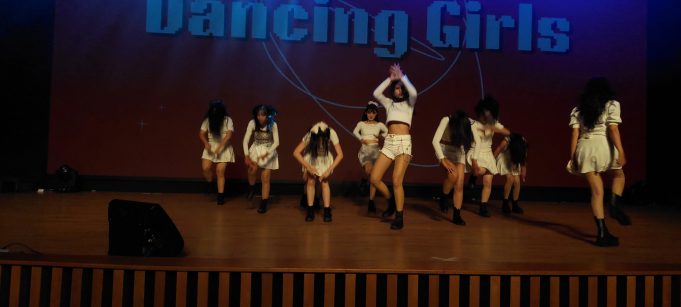 2023 중부자와 K-pop 경연대회…”한류, 자와섬을 달구다”