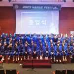 제25회 고등학교 졸업생 일동 단체사진