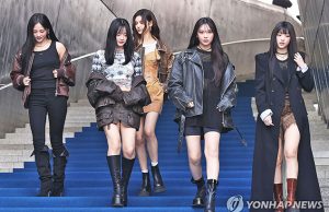 뉴진스 ‘걷기만 해도 화보’