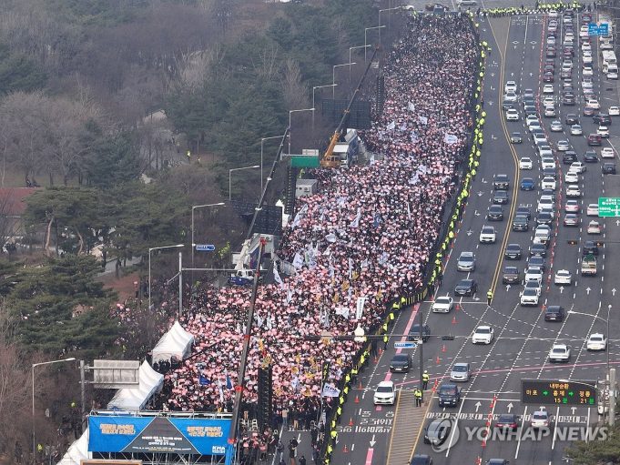 동네 병의원 개원의까지 ‘집단행동’ 조짐…의협 선거 후 ‘총파업’ 가능성도