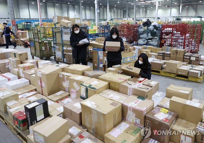 한국에 국내외 이커머스 13조 투입…300조 먹거리 ‘쩐의전쟁’