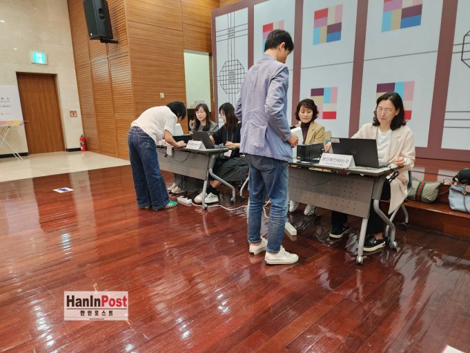 제22대 총선 인도네시아 투표율 71.51%인 1,883명 투표