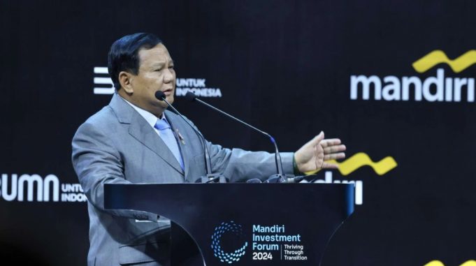 프라보워 “조코위 후계자 되는 것을 부끄러워 않는다”