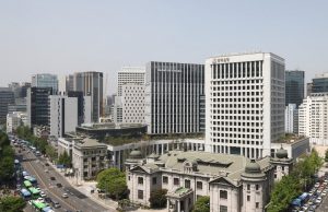 한은, 기준금리 2.50%로 0.25%p 인하…소비·투자 살린다