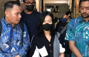 한국인 에이미 주부, 경찰서 5시간 동안 참고인 조사 받아