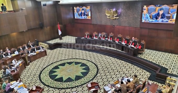 프라보워 대통령, 판사 급여 최대 280% 인상 전격 발표