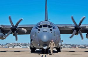 국방부“미국산 슈퍼 헤라리스 수송기 인수”