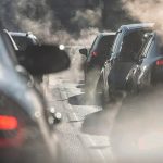 ▲차량 매연가스 배출