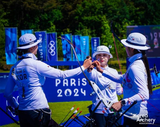 ‘세계 최강’ 한국 양궁, 인도네시아 이기고 결승 진출