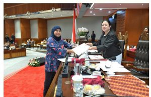 모자복지법안 통과… 산모 유아 1000일 법적 보호받아