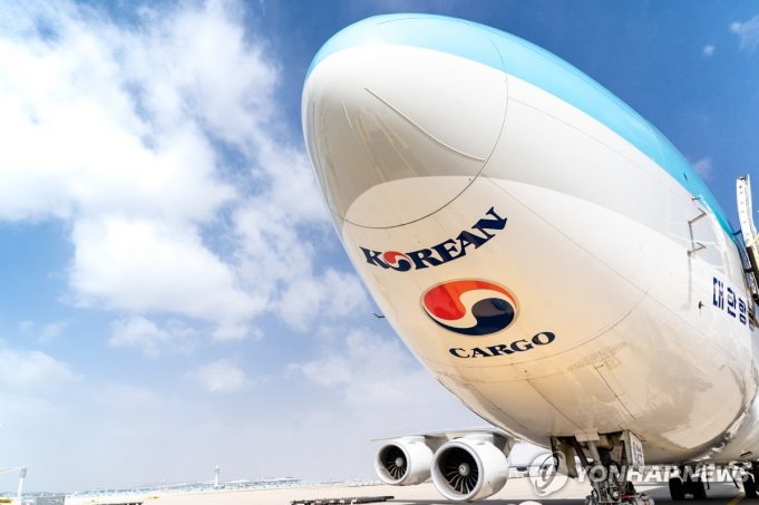 1∼5월 국적사 국제화물량 집계이래 최대…”中 전자상거래 특수”