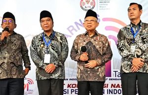 현정부 75% 높은 국민 만족도 조사 결과 “계속 노력할 것”