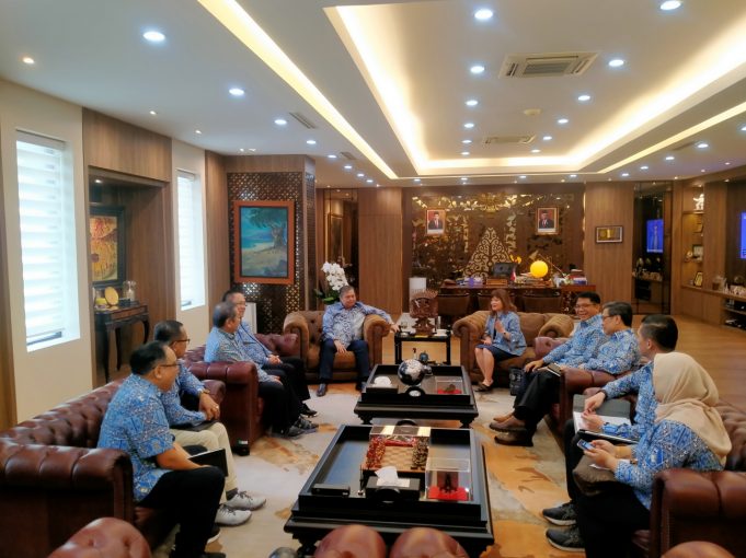 경총 노총 식지 않는 Tapera 주택부금 반대 한목소리