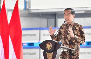 조코위 대통령 학위 위조 의혹 사건, 경찰 용의자 8명 지명