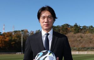 한국축구협회 돌고돌아 홍명보에게 사령탑 맡겨…2027년 아시안컵까지