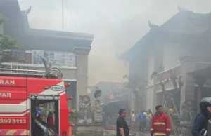 발리 우붓 예술시장 화재 발생