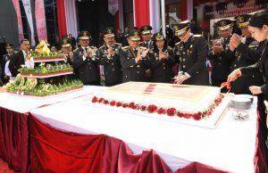 10년 근무한 야손나 법무장관 작별 인사