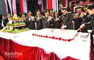 10년 근무한 야손나 법무장관 작별 인사