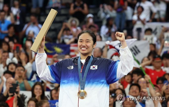 배드민턴 최강 안세영, 왕즈이 꺾고 최고 권위 전영오픈 우승