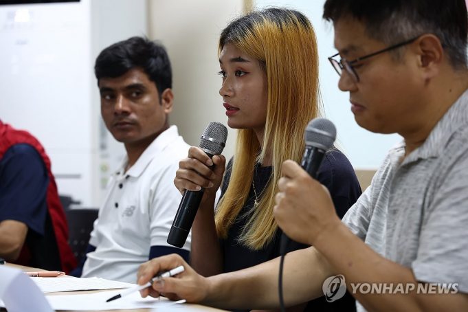 “돌아가라 아니면 불법 체류 만들 것”… 고용허가제 20년 증언대회