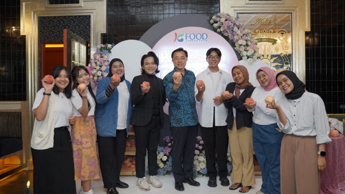 ‘K-복숭아 맛에 반했어요’, 인니 소비자 한국 복숭아에 매료