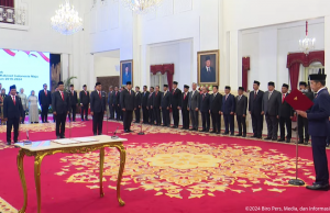 (속보) 퇴임 2달 전 조코위 장차관 교체 내각 개편… “신정부 출범 지원”