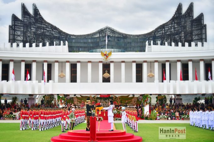 (영상) 신수도 누산타라 궁전 광장에서 첫 독립선언 기념식 개최