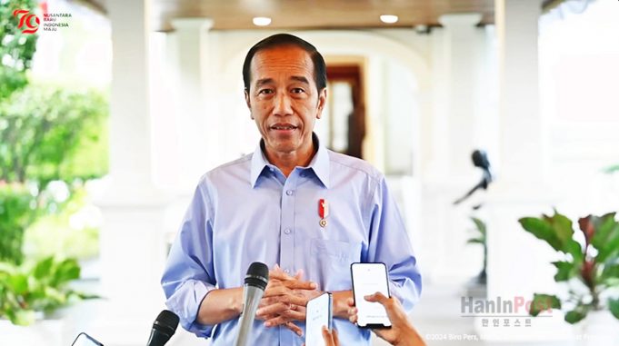 조코위, 지방선거법 개정 취소 높이 평가… “자산 몰수 법안 처리 촉구”