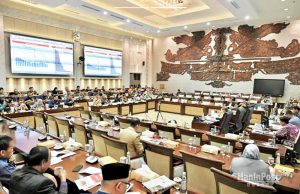 하원, 2025년 거시경제 기준 환율 16,000루피아로