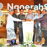 ▲발리 Sun Wellness Aesthetic Center 개관식에 보건부 장관과 한국업체가 참석하고 있다. 2024.10.3