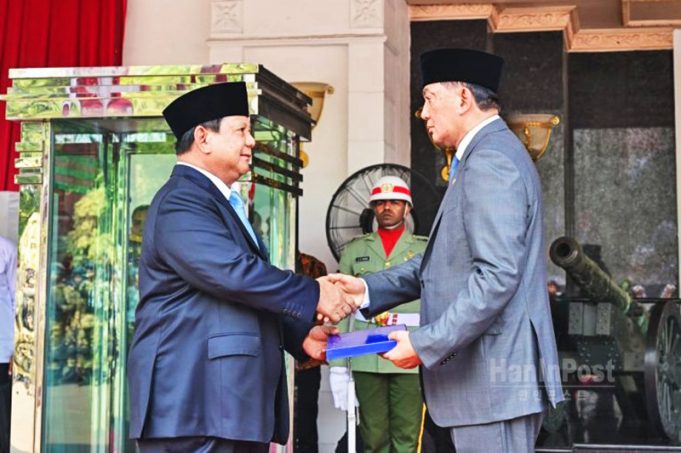 “마지막 숨까지 조국 수호하라” 프라보워, 신임 국방장관 취임식서 강조
