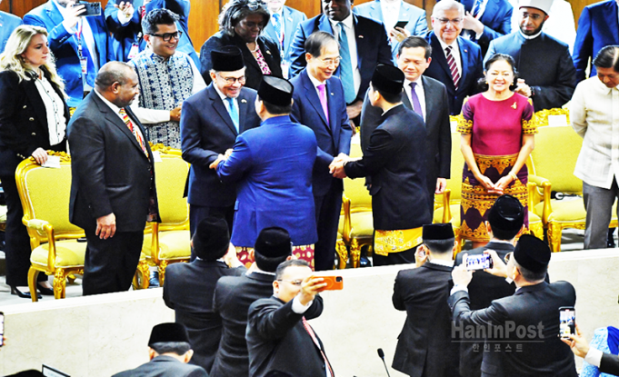 한총리-프라보워 대통령 “방산·전기차·인프라 협력 확대키로”