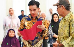 퇴역장성그룹, 기브란 부통령 탄핵 요구… MPR “헌법 준수할 것”