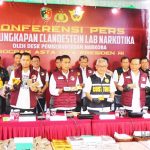 ▲발리당국은 발리 마약 제조설비를 적발하고 기자회견. 2024.11.19