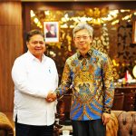 ▲아일랑가 하르타르토 경제조정장관(왼쪽)과 Wang Lutong 중국대사