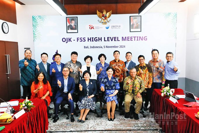 OJK, 트럼프發 관세 충격에 ‘금융안정·시장신뢰’ 최우선