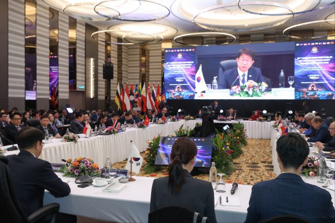 한국-아세안 교통협력, 지속가능한 미래 구축 논의