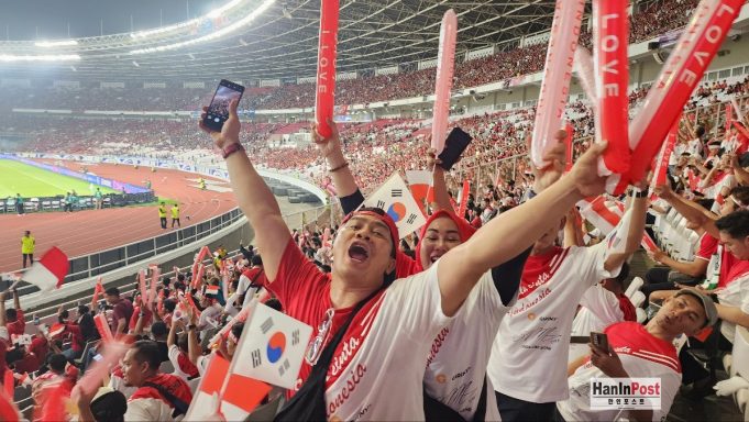 韓동포 1천명 “인도네시아” 외치며 신태용 응원… ‘인도네시아·한국 원팀’ 환호